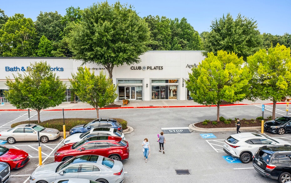 More Photos Of 1300 Johnson Ferry Rd, Marietta Unknown For Lease