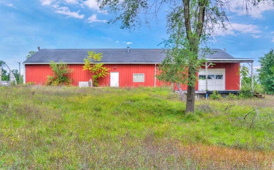 More Photos Of 3233 Page Ave, Jackson Garden Center For Sale