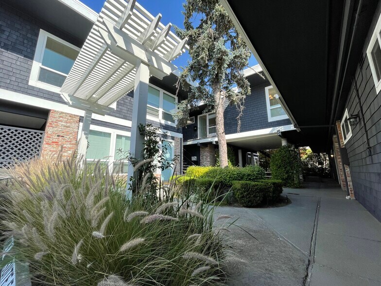 More Photos Of 125-131 Camino Alto, Mill Valley Office For Lease