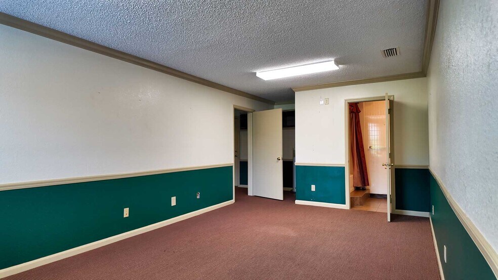 More Photos Of 11763 N Us-319, Thomasville Manufacturing For Sale