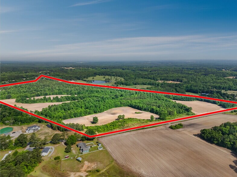 More Photos Of 2044 Wire, Bunnlevel Land For Sale