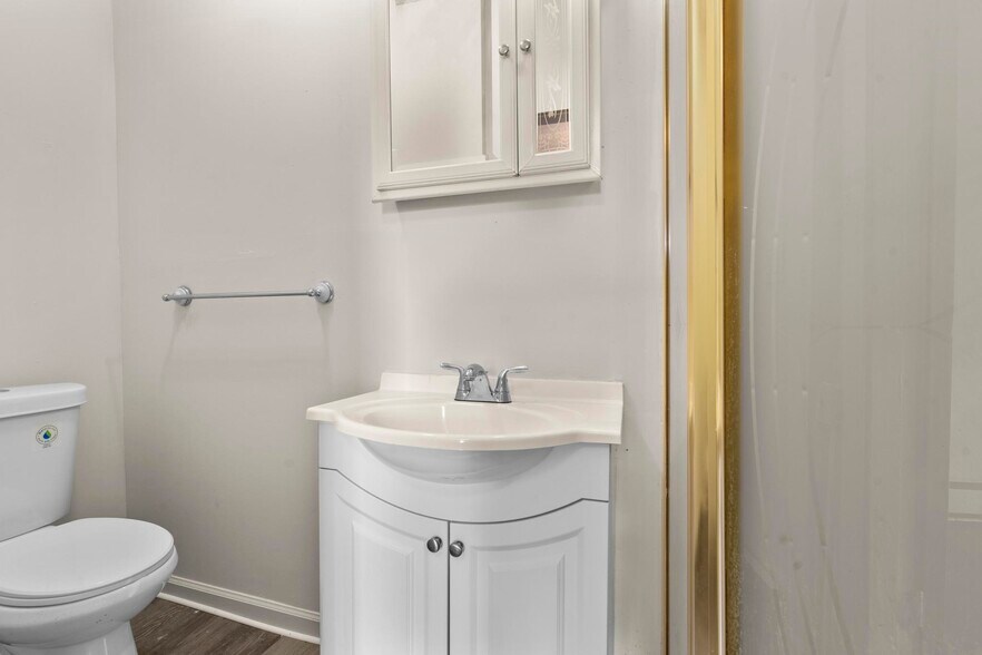 More Photos Of 240-242 Washington St, New Britain Apartments For Sale