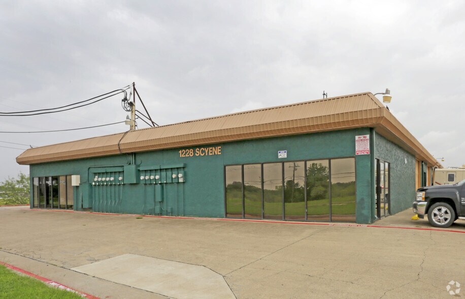 Primary Photo Of 1228 W Scyene Rd, Mesquite Unknown For Lease