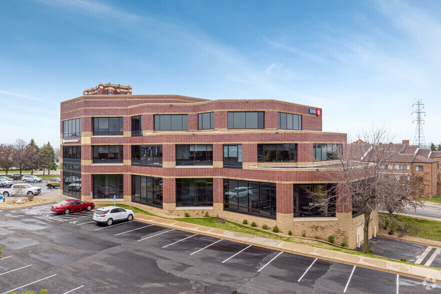 More Photos Of 11455 Viking Dr, Eden Prairie Medical For Lease