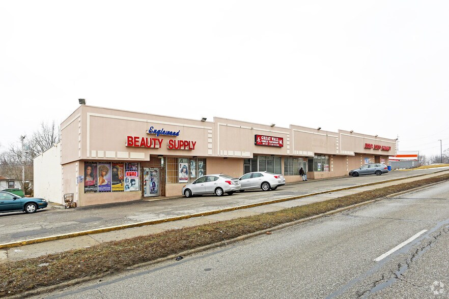 More Photos Of 640-660 Auburn Ave, Pontiac Unknown For Lease