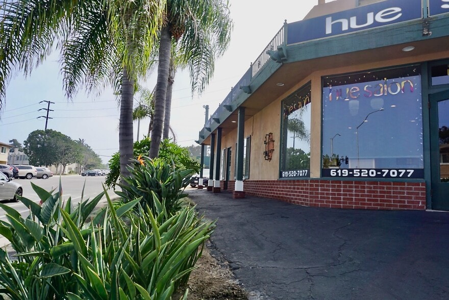 More Photos Of 4051 Voltaire St, San Diego Unknown For Lease