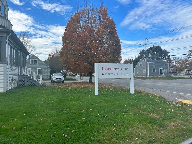 More Photos Of 1290 Congress St, Portland Office For Sale