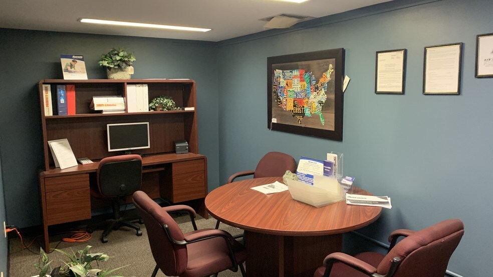 More Photos Of 701 Cumberland St, Lebanon Storefront For Lease