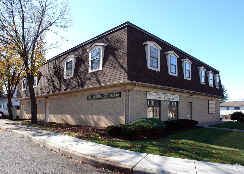 More Photos Of 160 Market St, Saddle Brook Medical For Lease
