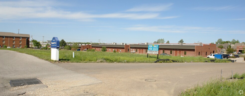 Primary Photo Of Cordova Center Dr @ N.Germantown Pky/Bonnie Ln, Cordova Land For Lease