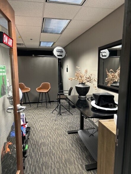 More Photos Of 8320 E Walker Springs Ln, Knoxville Office For Lease