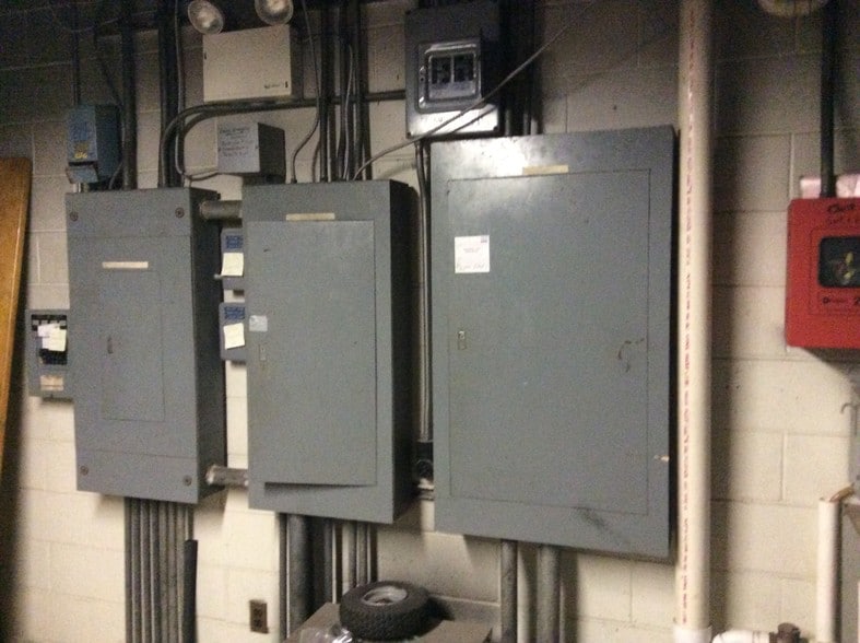 More Photos Of 73 Maskells Mill Rd, Salem Schools For Sale