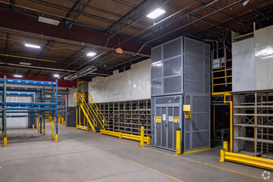 More Photos Of 3900 S Cicero Ave, Cicero Warehouse For Sale