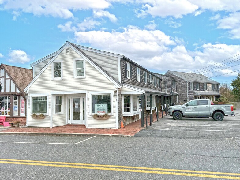 More Photos Of 450 Main St, Chatham Storefront Retail Residential For Lease