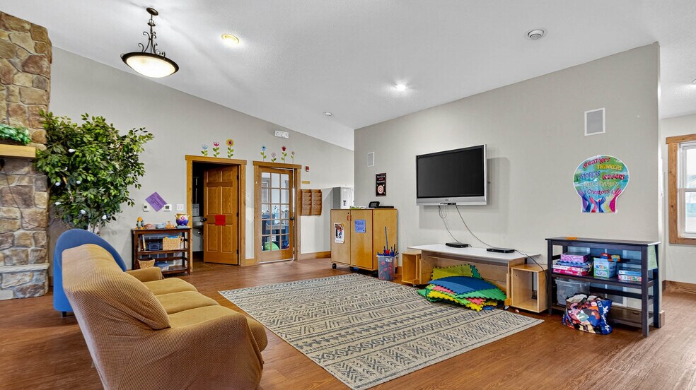 More Photos Of 1612 Truax Blvd, Eau Claire Daycare Center For Sale