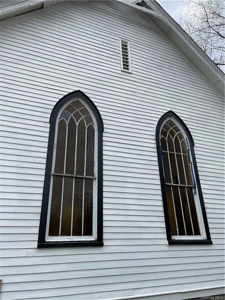 More Photos Of 12 Short Ave, Parksville Religious Facility For Sale