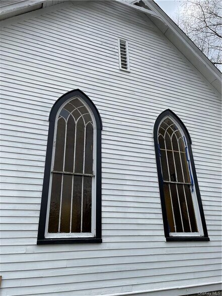 More Photos Of 12 Short Ave, Parksville Religious Facility For Sale