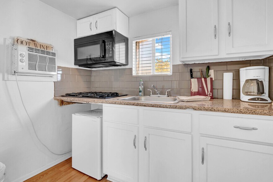 More Photos Of 712 E Pierce St, Phoenix Multifamily For Sale