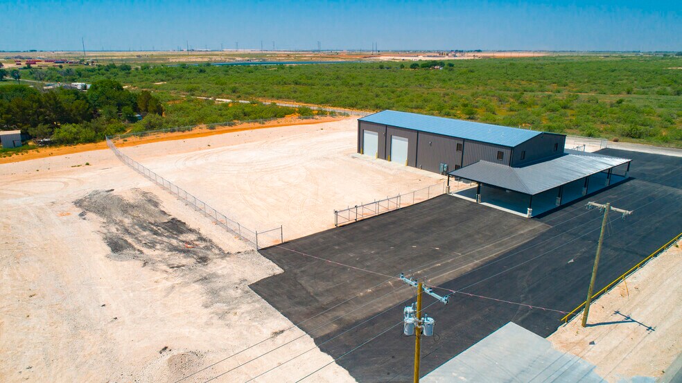More Photos Of 9716 FM 307, Midland Warehouse For Lease