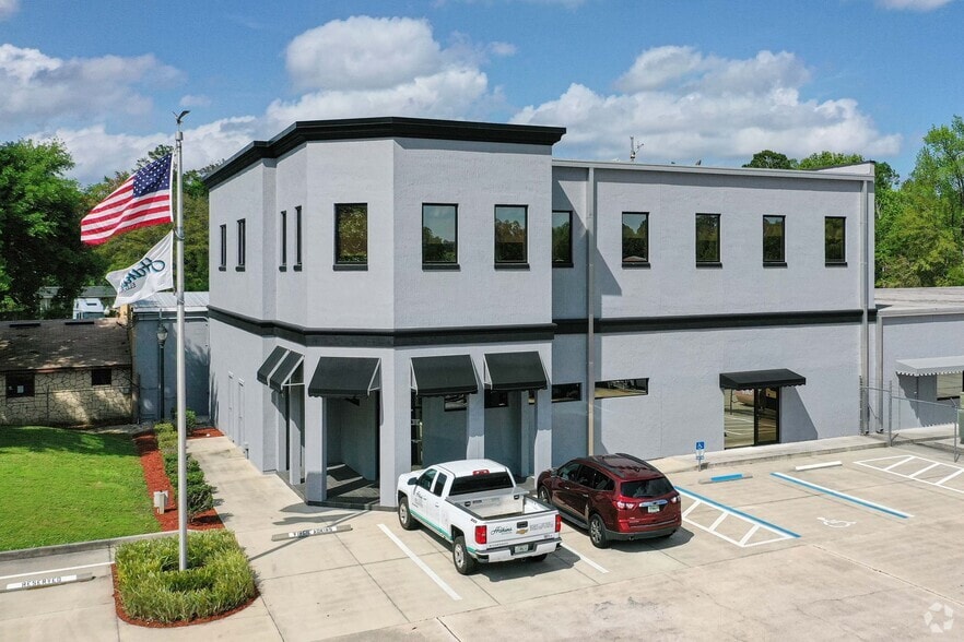 Primary Photo Of 10477 New Kings Rd, Jacksonville Service For Sale
