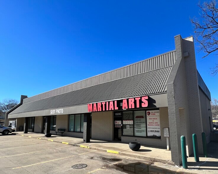 More Photos Of 1522 NW Vivion Rd, Kansas City Storefront Retail Office For Lease