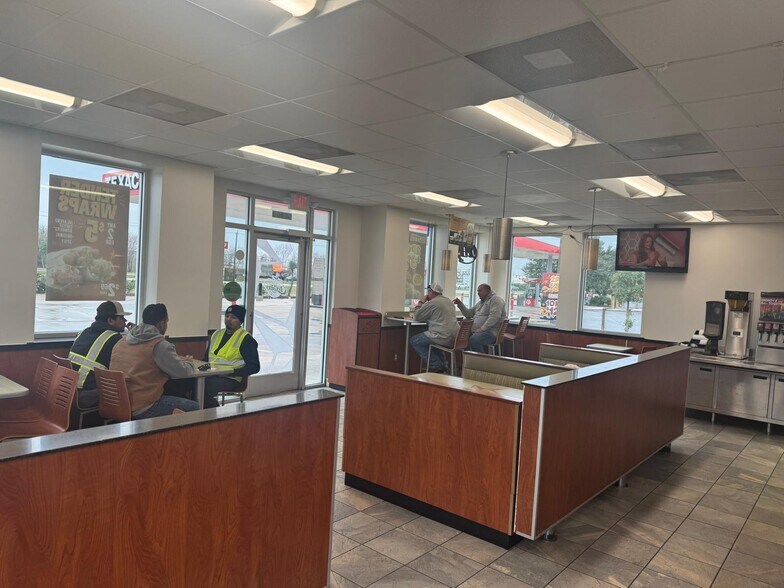 More Photos Of 10905 W Fairmont Pky, La Porte Fast Food For Sale