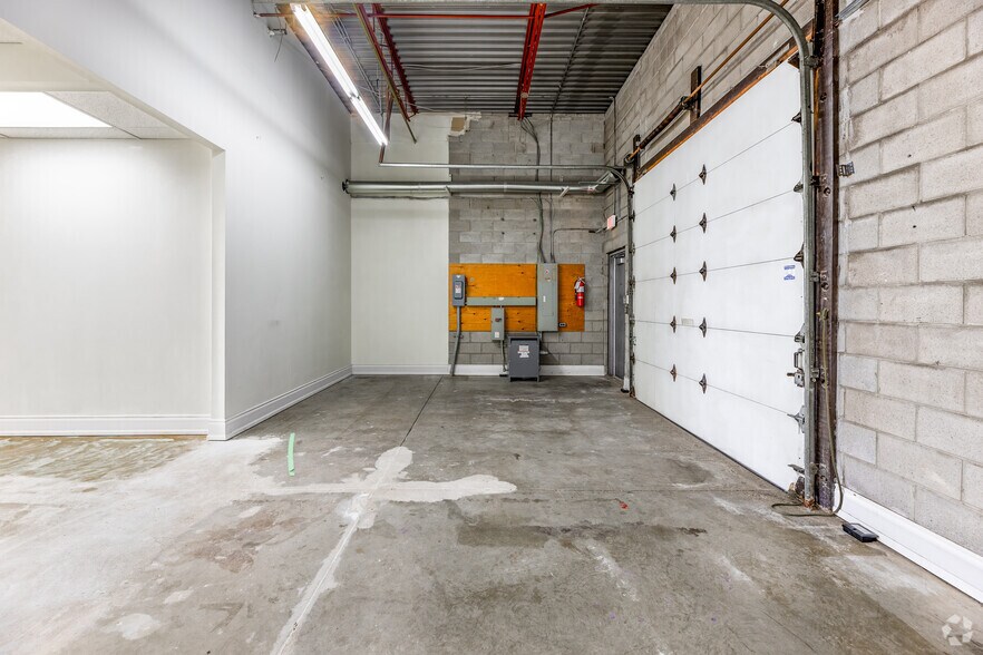 More Photos Of 215 Carlingview Dr, Toronto Light Distribution For Lease