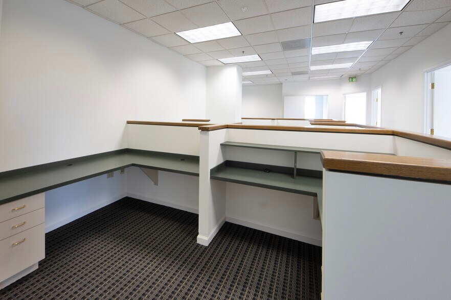 More Photos Of 888 E Las Olas Blvd, Fort Lauderdale Office For Lease