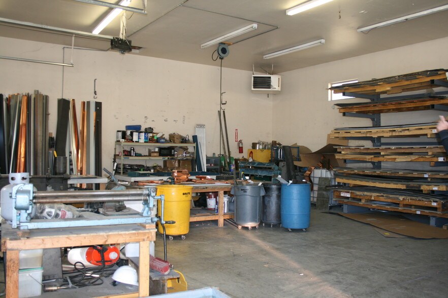 More Photos Of 155 Aspen Dr, Park City Freestanding For Lease