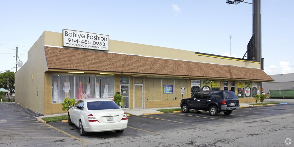 More Photos Of 2910 SW 30th Ave, Hallandale General Retail For Lease