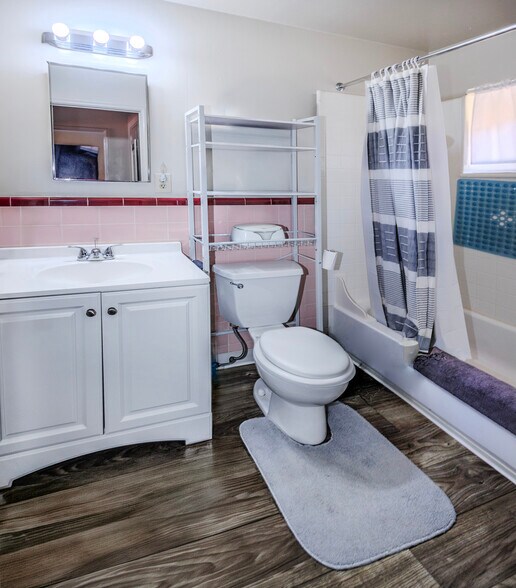 More Photos Of , Redwood City Multifamily For Sale