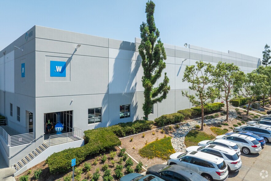 More Photos Of 14650 Meyer Canyon Rd, Fontana Warehouse For Lease