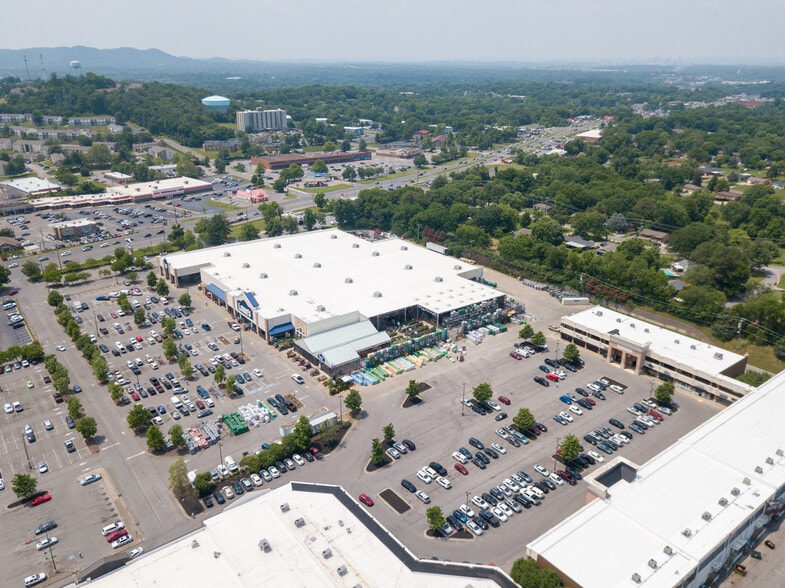More Photos Of 5520 Nolensville Pike, Nashville Unknown For Lease
