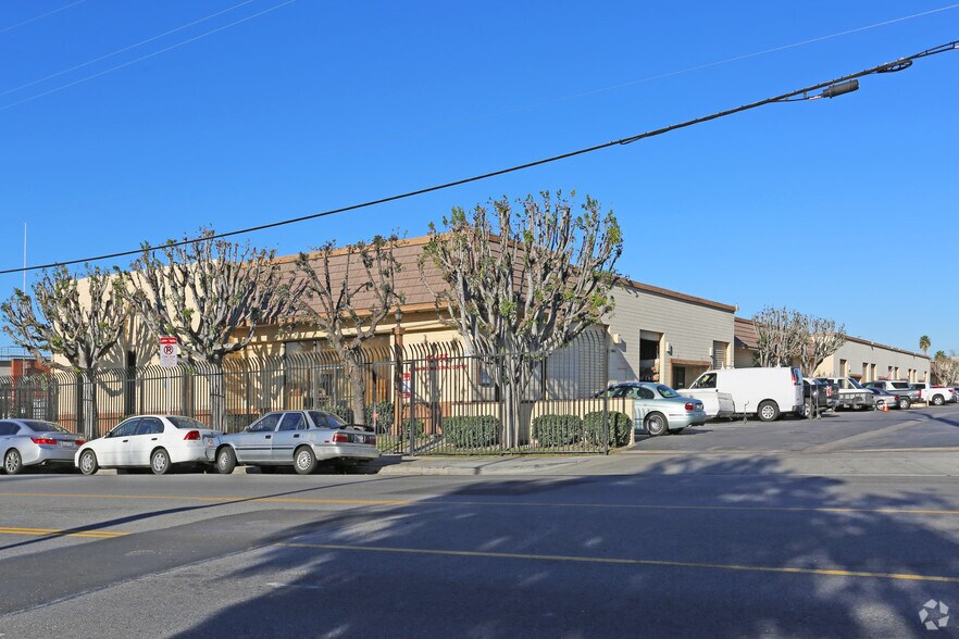 More Photos Of 12455 Branford St, Pacoima Warehouse For Sale