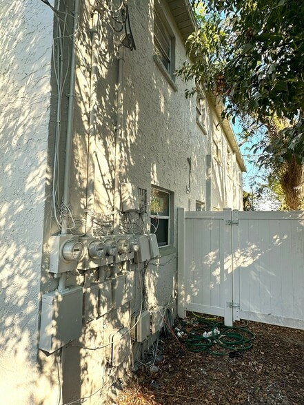 More Photos Of 7309 N Hutton pl, Tampa Apartments For Sale