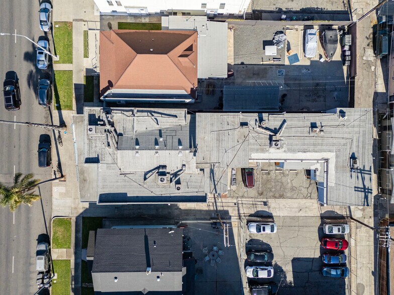 More Photos Of 836 Atlantic Ave, Long Beach Specialty For Sale