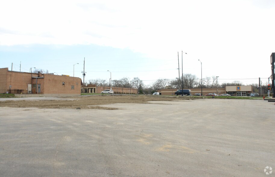 Primary Photo Of 15460 S Cicero Ave, Oak Forest Land For Sale