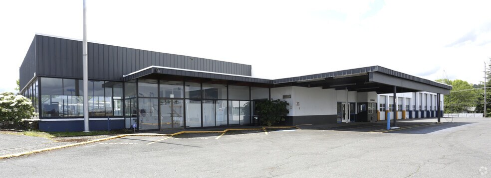 More Photos Of 1940 E Powell Blvd, Gresham Auto Dealership For Sale
