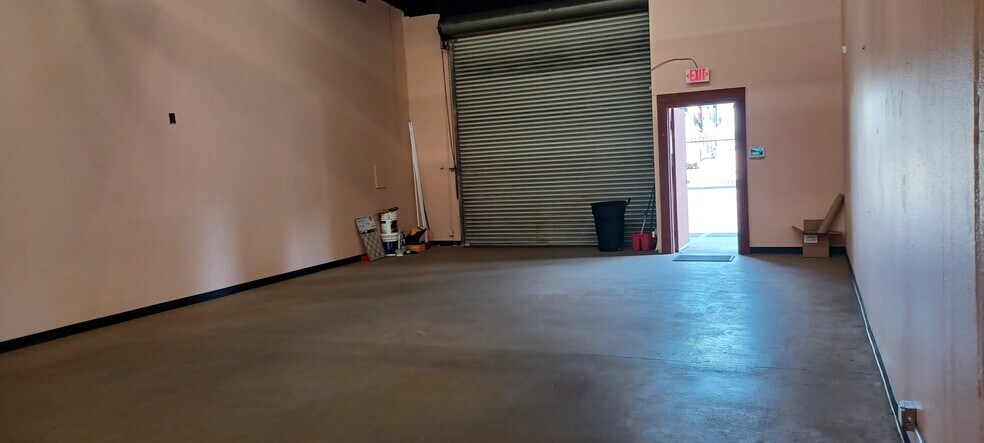 More Photos Of 135 E Chestnut Ave, Monrovia Flex For Lease