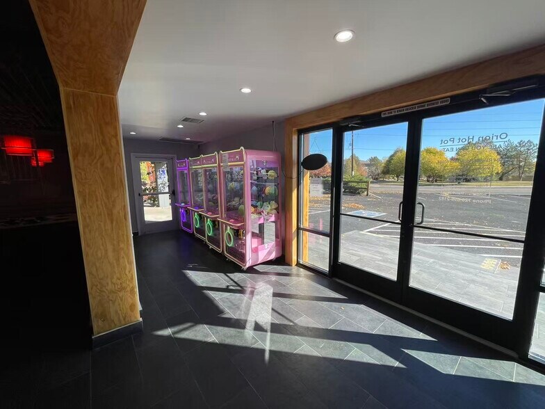 More Photos Of 9604 Ralston Rd, Arvada Restaurant For Sale