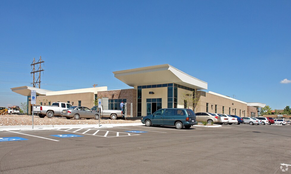 More Photos Of 4301 N Mesa St, El Paso Medical For Lease