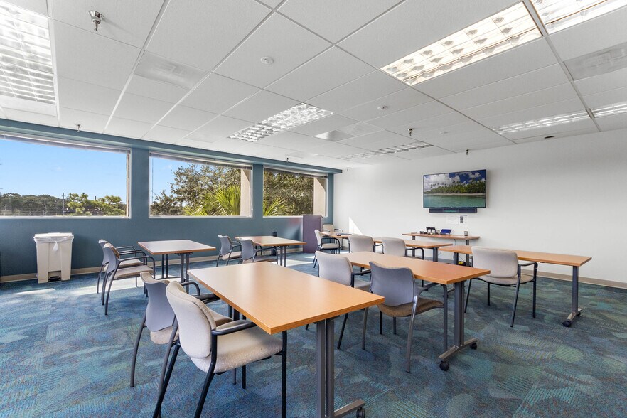 More Photos Of 2201 Lucien Way, Maitland Office For Sale
