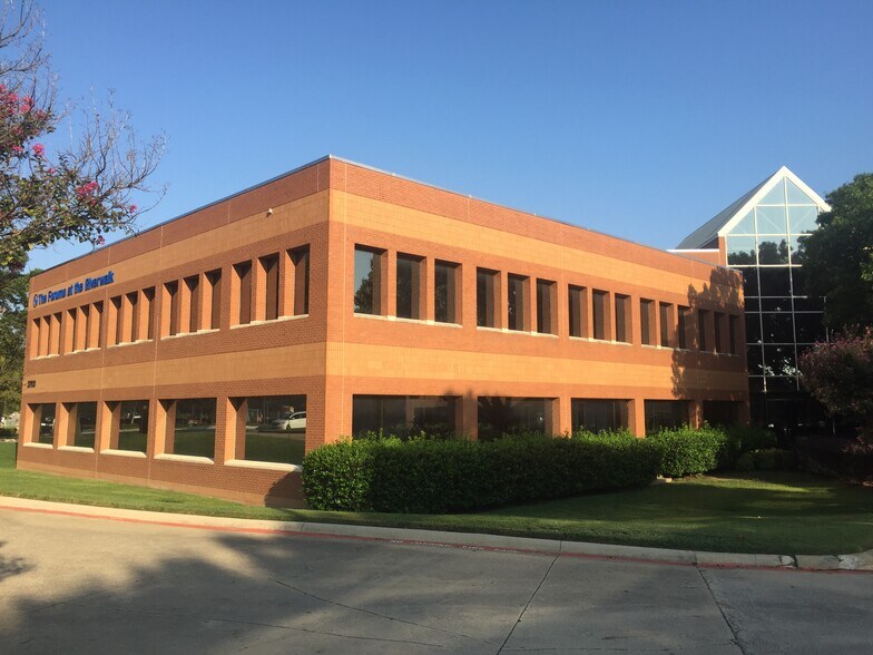 More Photos Of 3700 River Walk Dr, Flower Mound Office For Lease