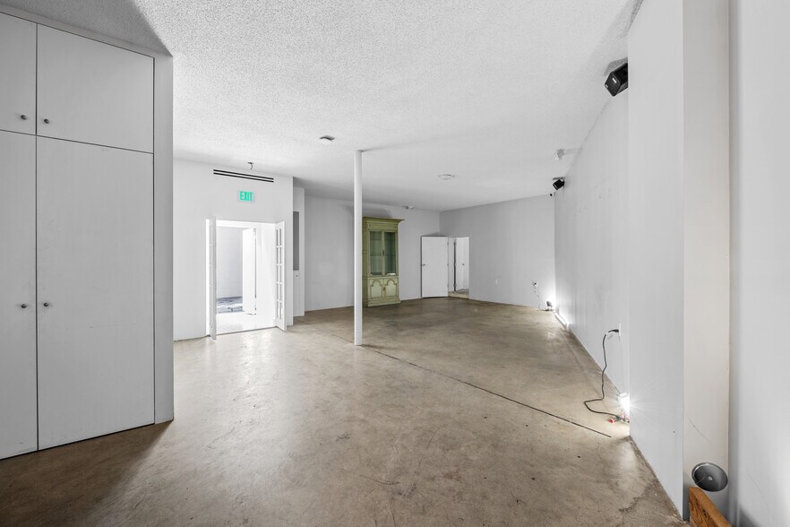 More Photos Of 1509 Mateo St, Los Angeles Office Residential For Sale
