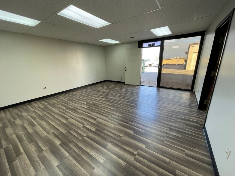 More Photos Of 4466 S 74th Ave, Tulsa Manufacturing For Sale