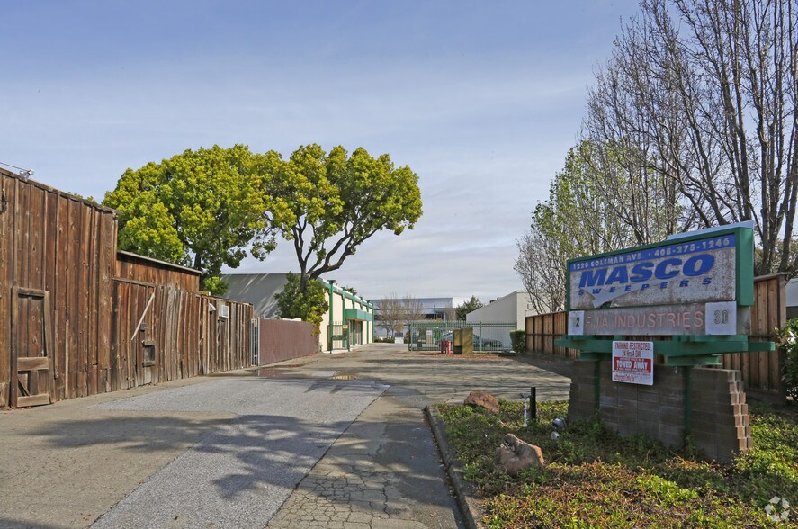 More Photos Of 1220 Coleman Ave, Santa Clara Warehouse For Lease