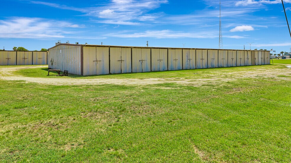 More Photos Of 2241 State Highway 35 N, Port Lavaca Storefront For Sale