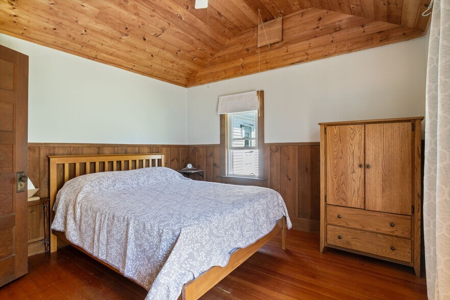 More Photos Of 165 E Grand Ave, Old Orchard Beach Apartments For Sale
