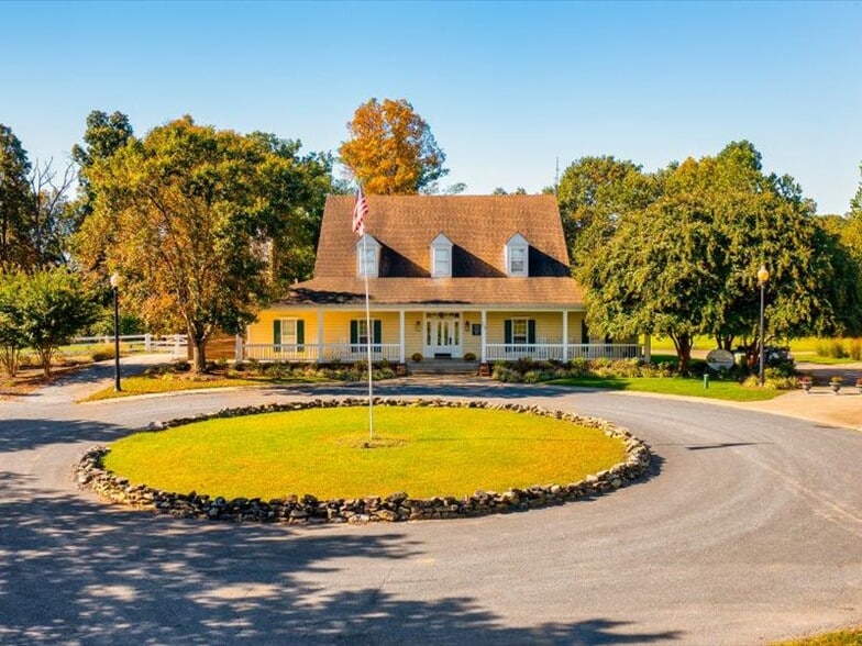 More Photos Of 1900 River Downs Dr, Finksburg Golf Course Driving Range For Sale