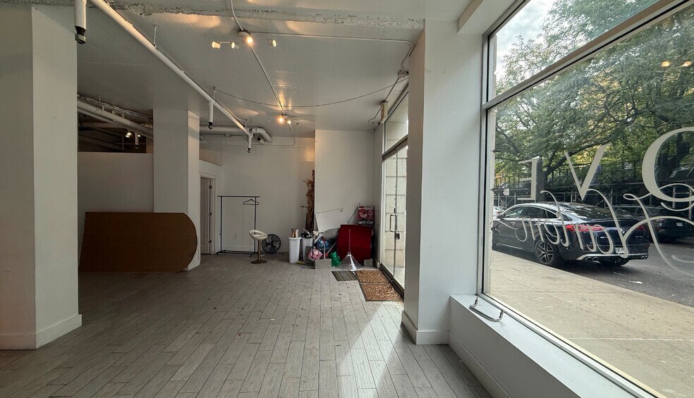 More Photos Of 2301 2nd Ave, New York Apartments For Lease